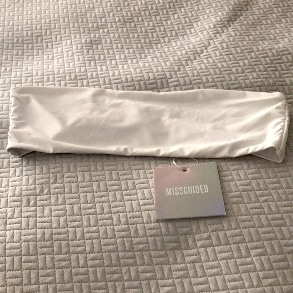 MISSGUIDED White Bandeau Bikini Top Size: US 6